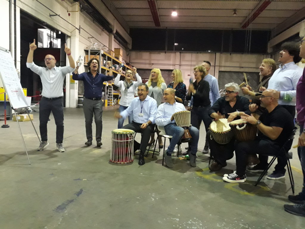 team building vicenza musica onebeat drum circle jingle d'autore teambuilding vicenza